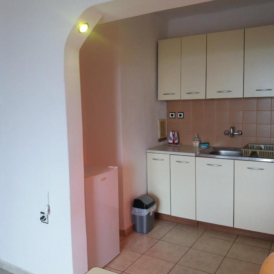Къща За Гости Семейство Маврови Otel Rezovo Dış mekan fotoğraf