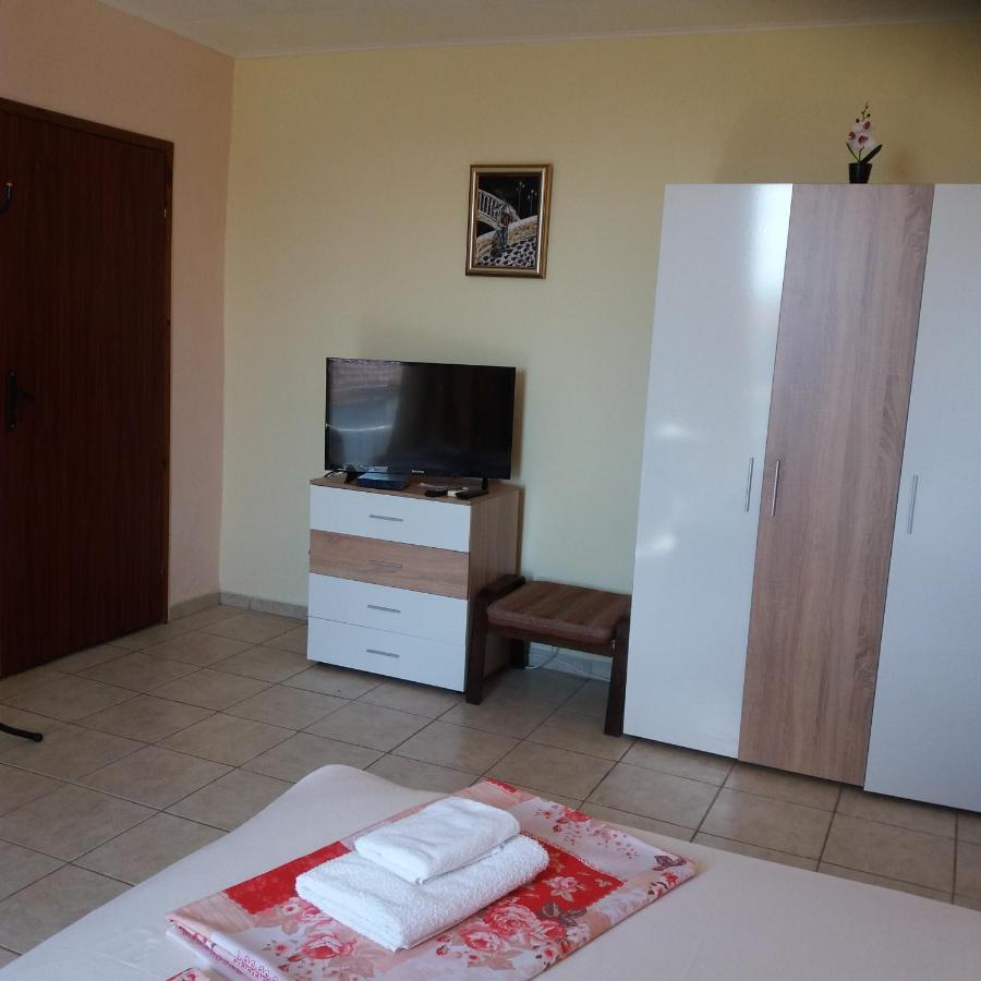 Къща За Гости Семейство Маврови Otel Rezovo Dış mekan fotoğraf