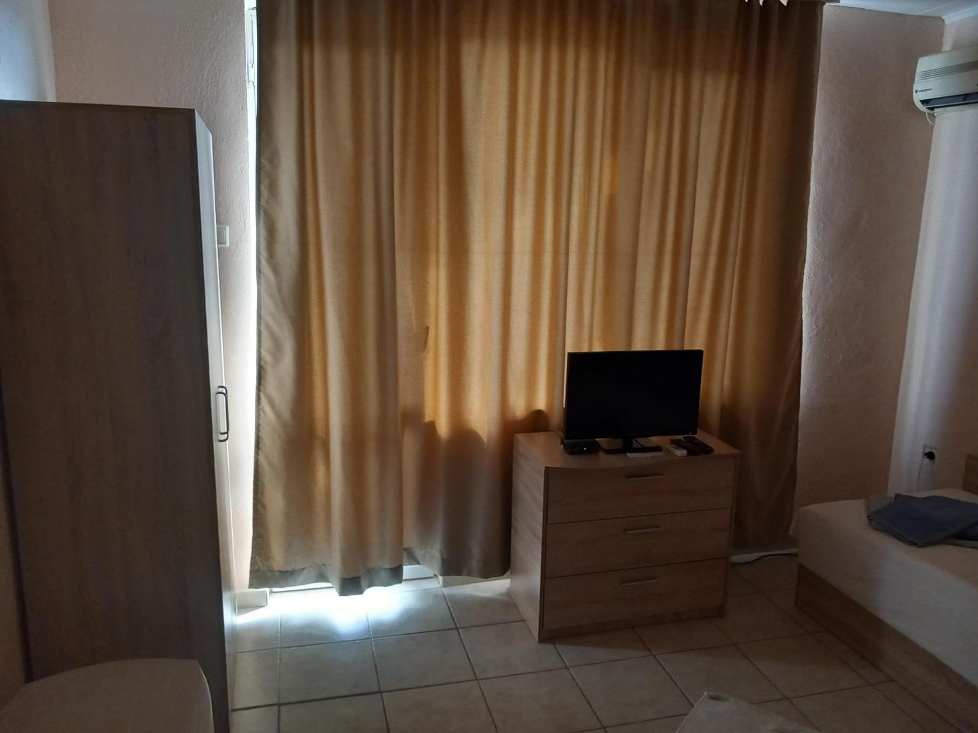Къща За Гости Семейство Маврови Otel Rezovo Dış mekan fotoğraf