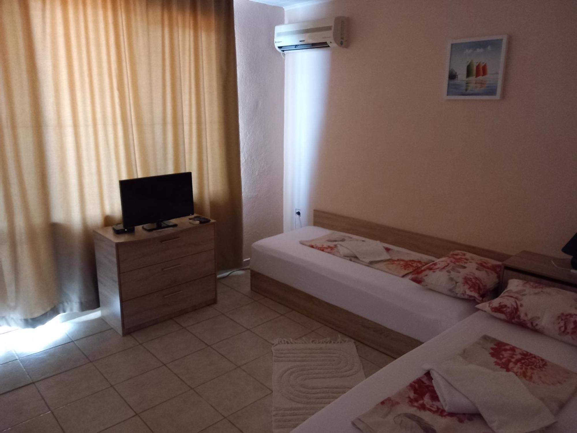 Къща За Гости Семейство Маврови Otel Rezovo Dış mekan fotoğraf