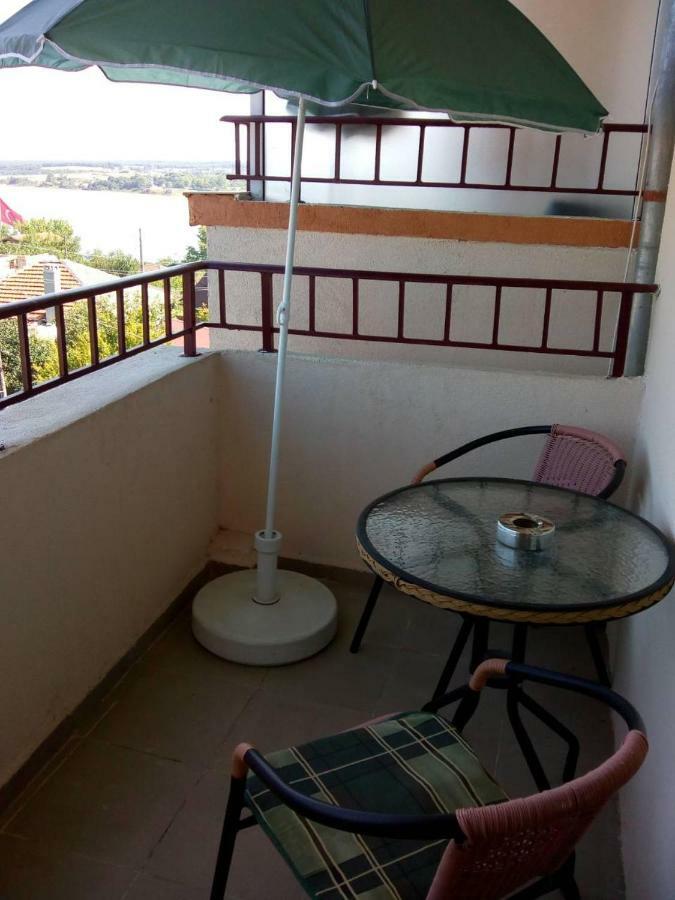 Къща За Гости Семейство Маврови Otel Rezovo Dış mekan fotoğraf